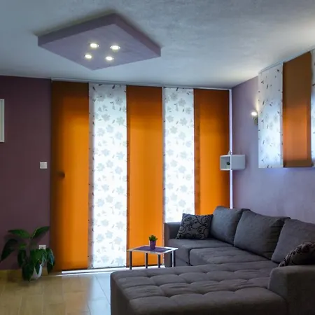 Mario Apartman Trogir